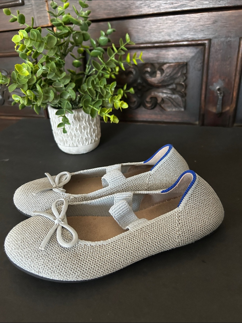 Rothy's Kids Beige Knit Mary Jane Flats with Blue Trim